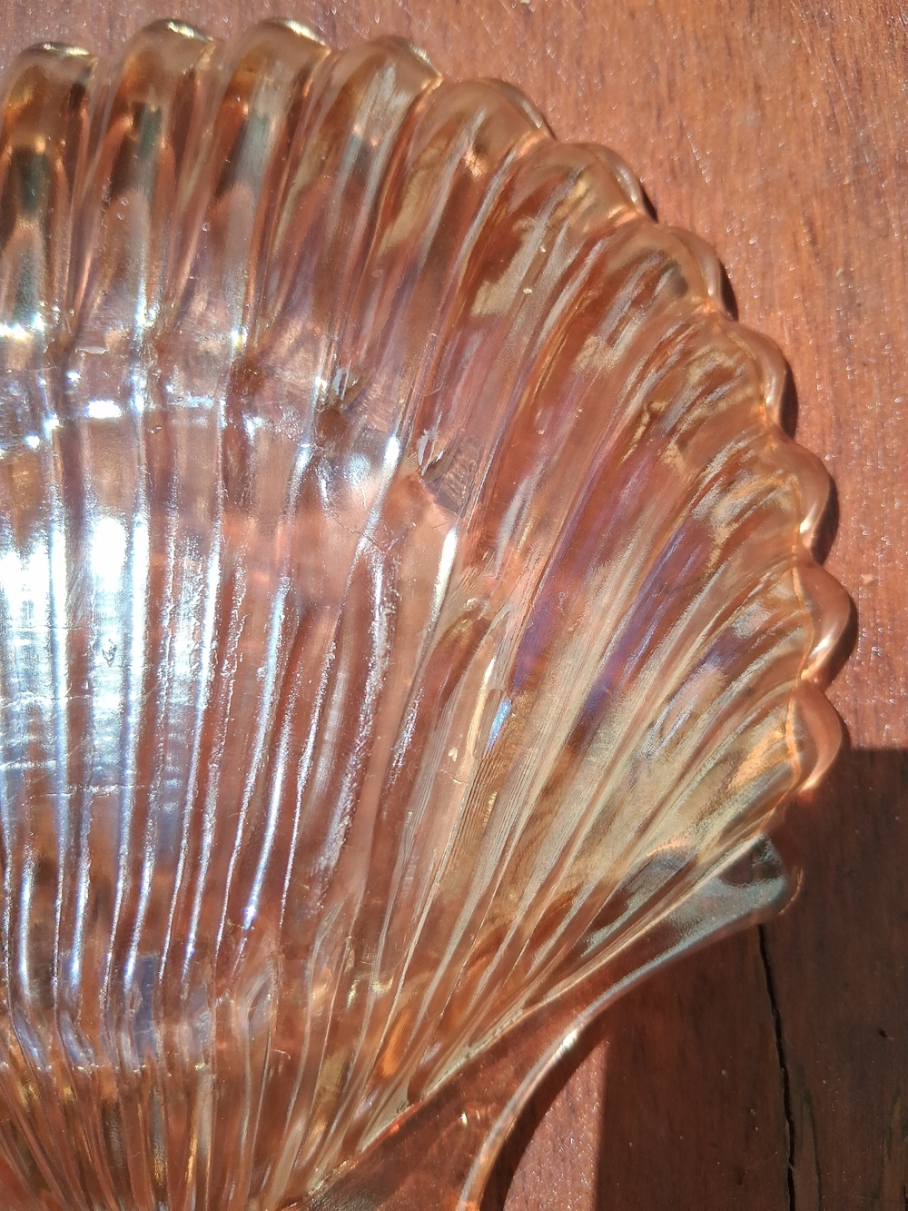 Vintage Marigold Iridescent Carnival Glass Scallop Shell Trinket Dish - Picture 7 of 9